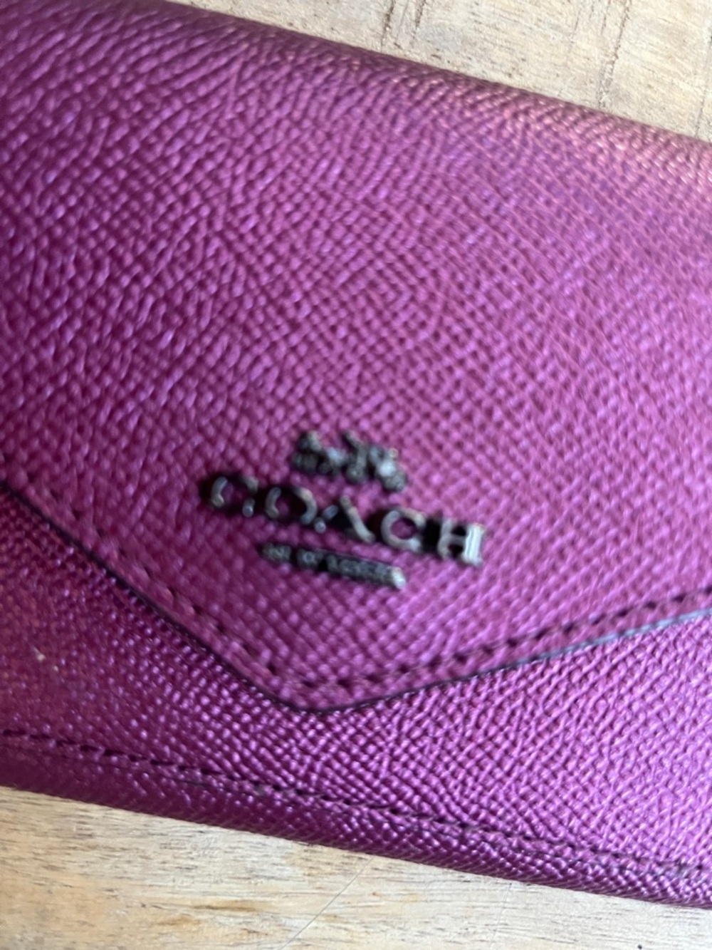Coach Metallic Plum Leather Envelope Wallet - Picture 2 of 6